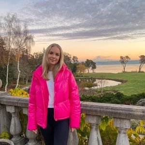 Meet your Posher, Makena